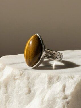 Gilded Horizon Studio Series Tiger Eye Adjustable Ring Gift Boxed
